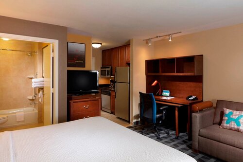 Гостиница TownePlace Suites by Marriott Houston Intercontinental Arpt