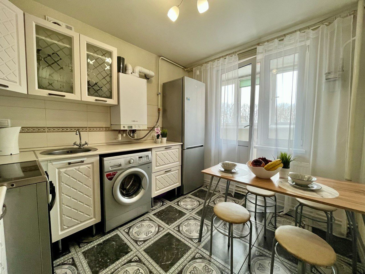 Фото отеля 1