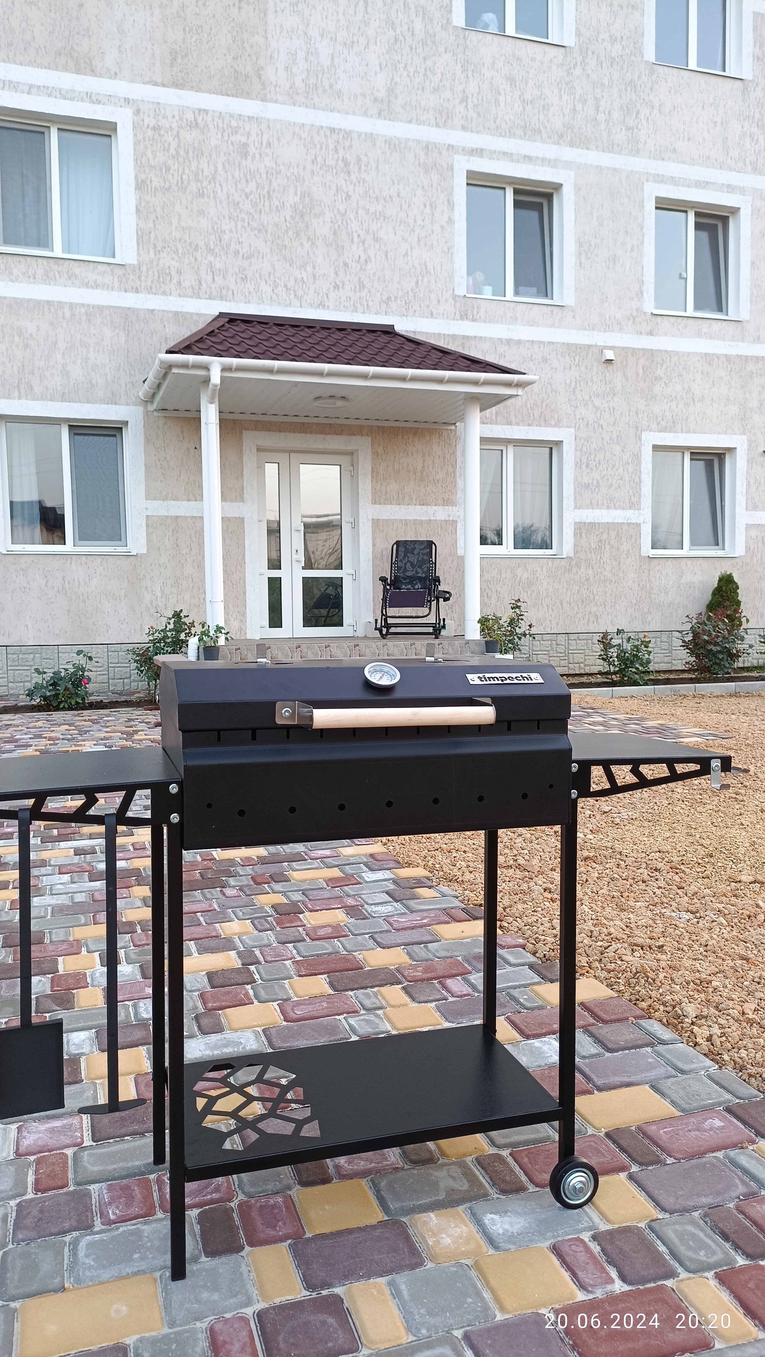 Фото Селена