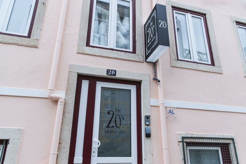 Гостевой дом The Twenties Rooms & Suites в Лиссабоне
