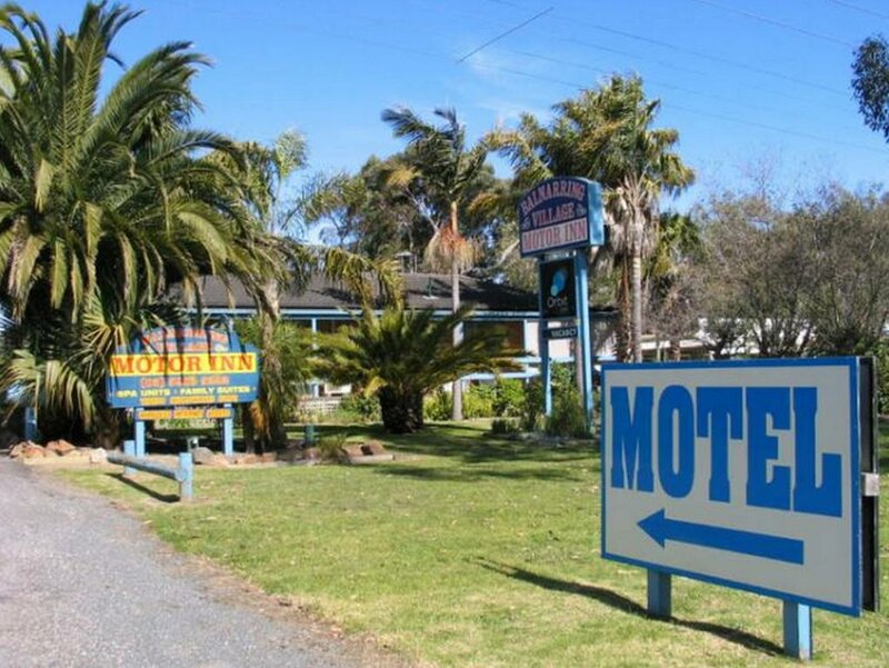 Гостиница Balnarring Village Motor Inn