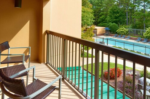 Гостиница Courtyard by Marriott Atlanta Alpharetta в Розуэлле