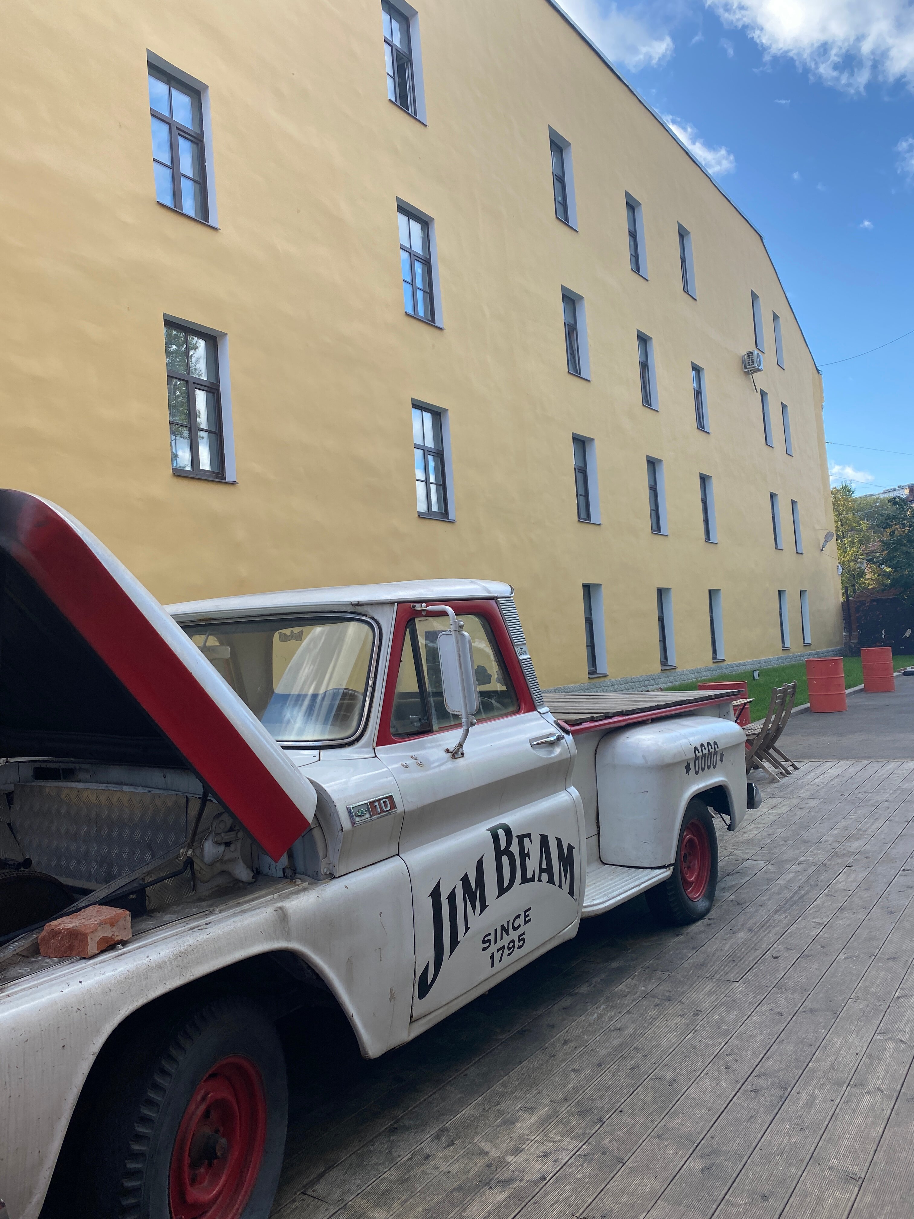 Фото Мансарда Фон Геккера