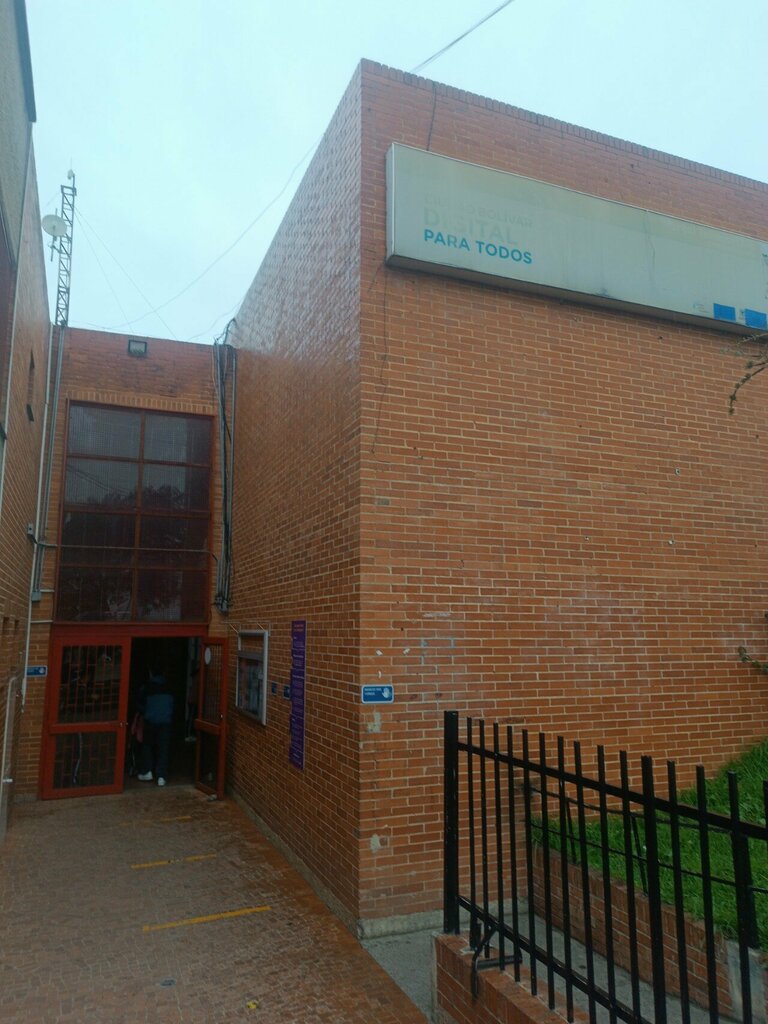 Cultural center Pas De Ciudad Bolivar. Barrio Arborizadora Alta, Bogota, photo