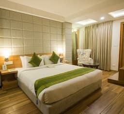 Гостиница Glades Hotel