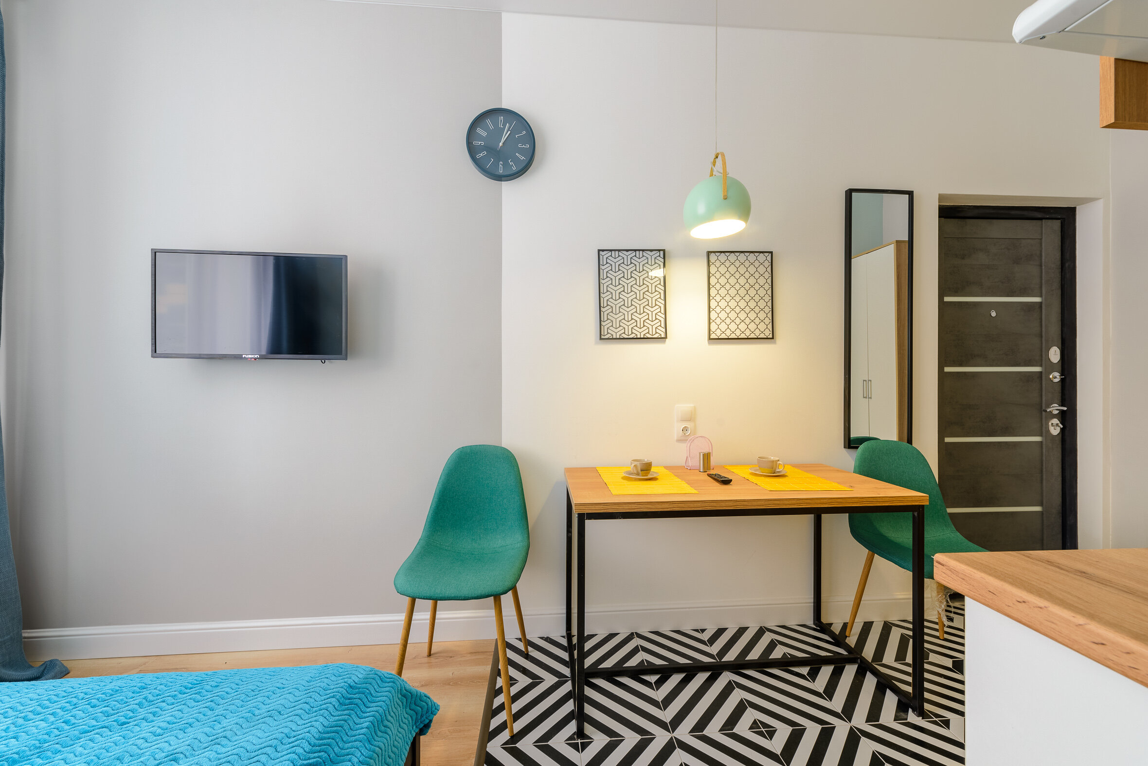 Фото ФоксиФлэт Пэинтс