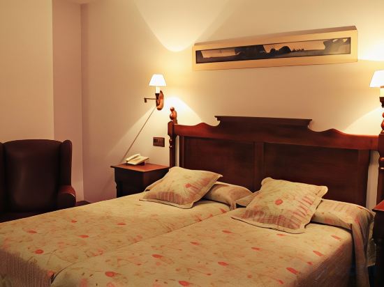 Фото Basic Hotel Doña Manuela