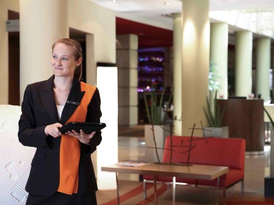 Фото Le Louis Versailles Château MGallery