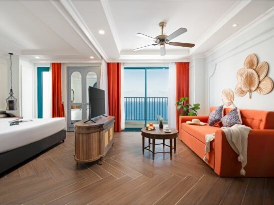 Фото Pavillon Boutique Hotel & Apartment Nha Trang