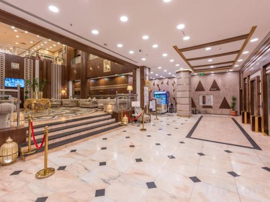 Фото Grand Zowar