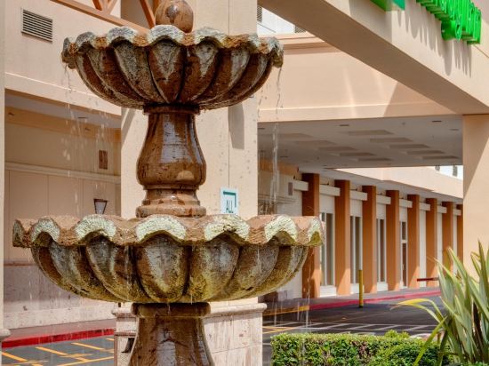 Фото Holiday Inn Los Angeles - Lax Airport