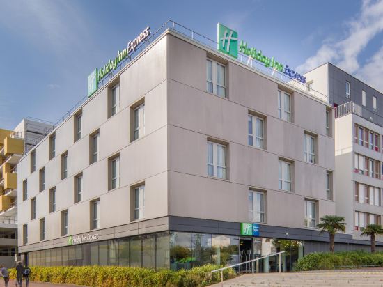 Фото Holiday Inn Express Saint-Nazaire