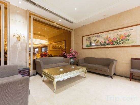 Фото Huayuan Hotel