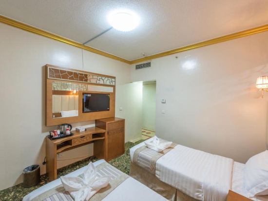 Фото Grand Zowar