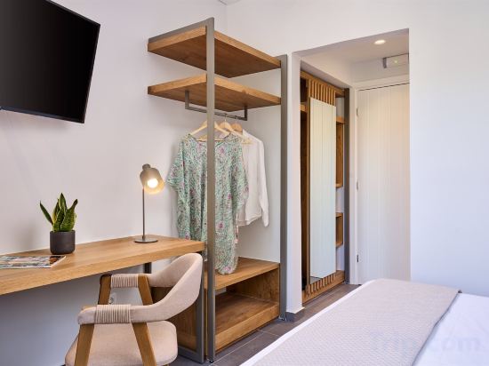 Фото Meltemi Village