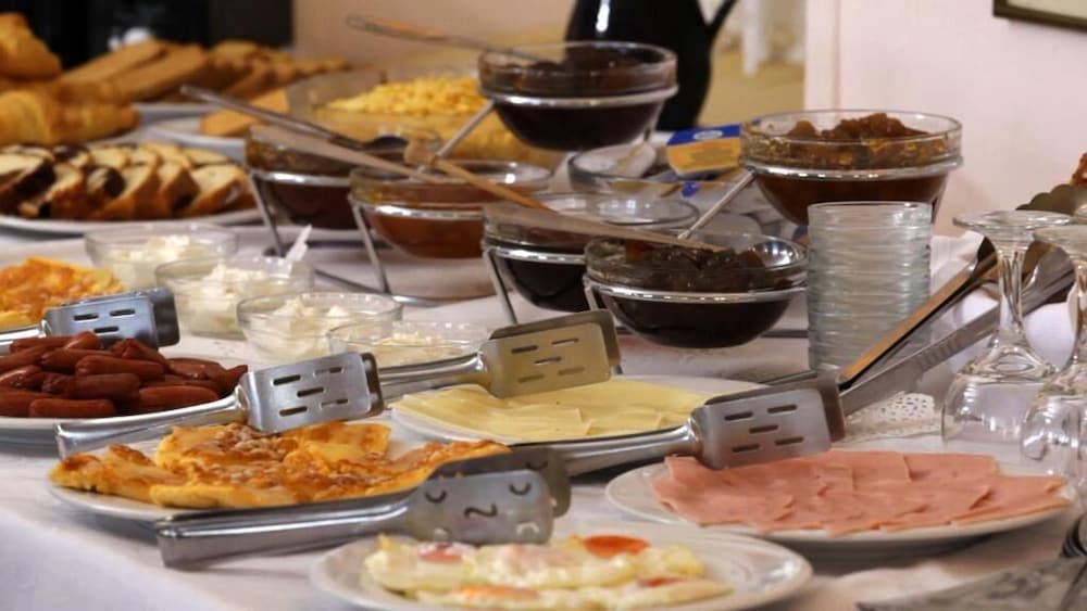 Фото Konstantinoupolis Hotel