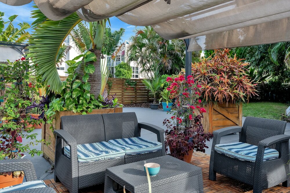 Фото Oasis Hotel