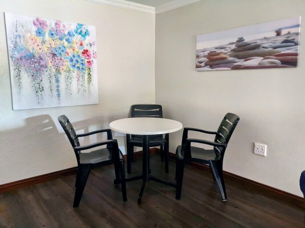 Фото Rest a While Guest House