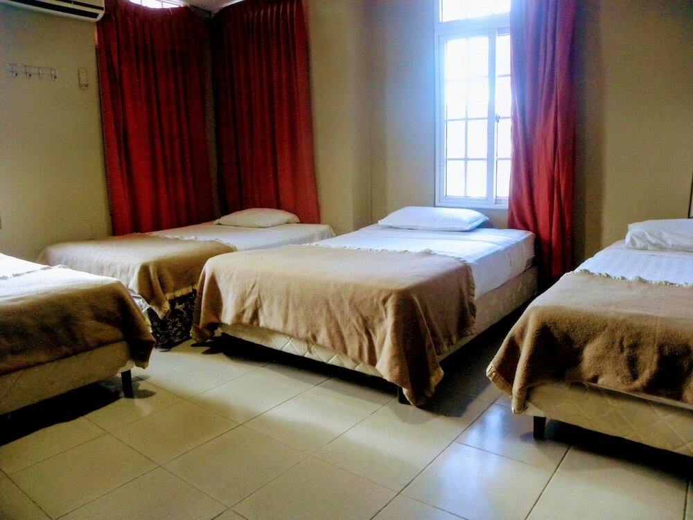 Фото Hotel Meryland