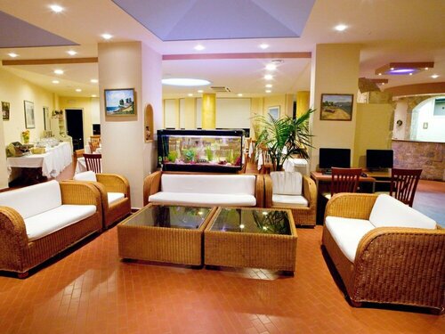 Внешний вид отеля Thomas Beach Hotel в Муниципальной единице Новом Маκрях, фото 3