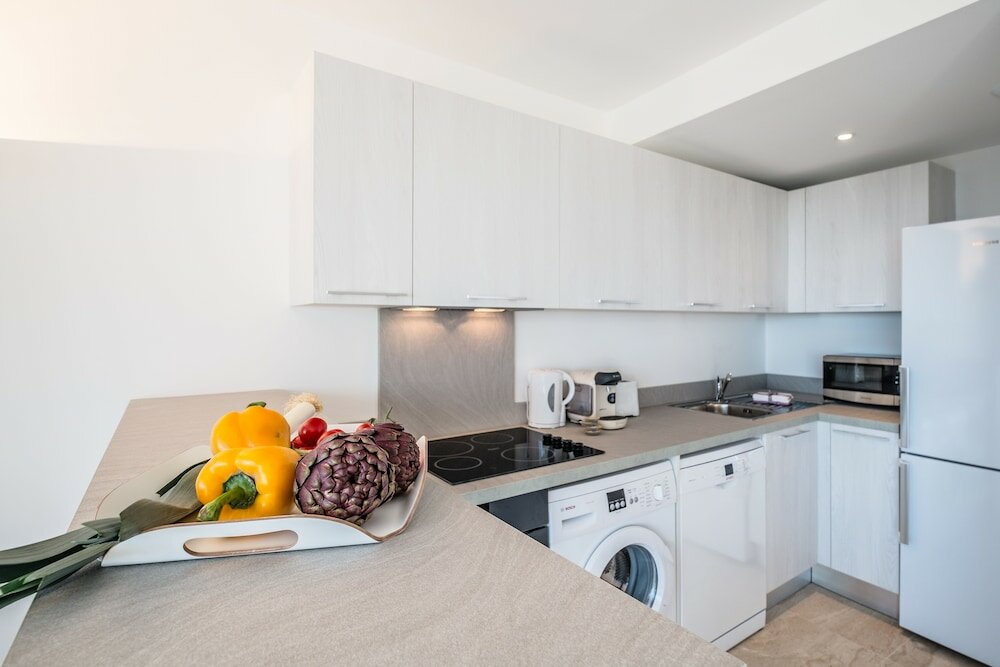 Фото Cannes Marina Residence