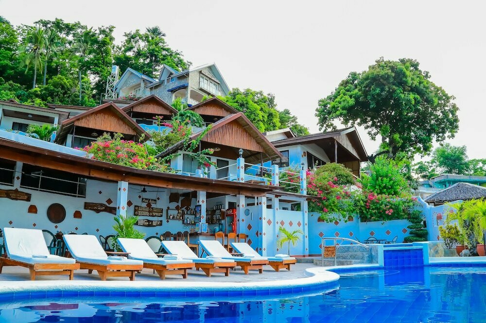 Hotel Steps Garden Resort, Province of Oriental Mindoro, photo