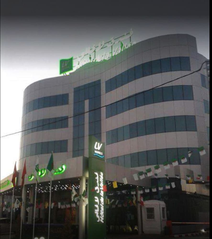 Фото Hôtel de La Vallée Chlef