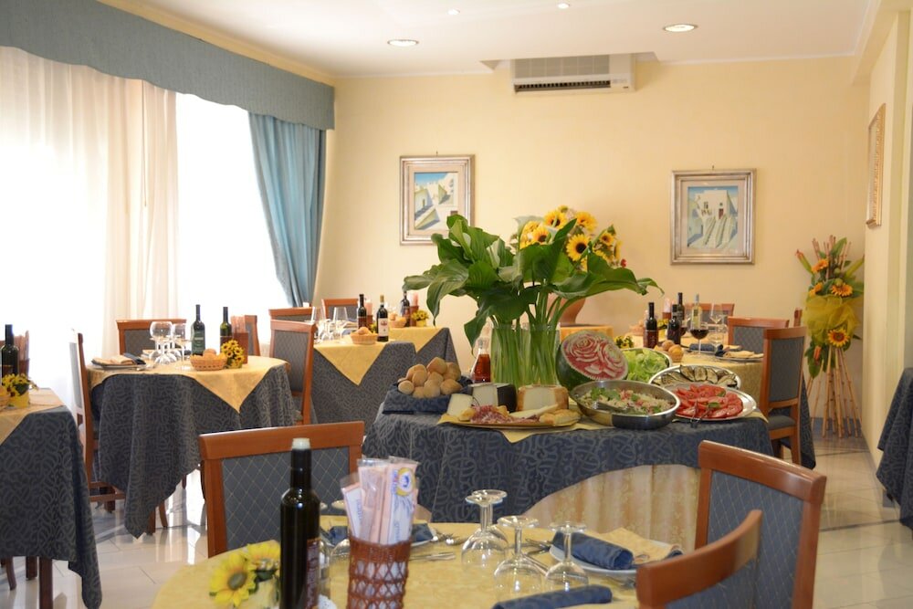 Фото Hotel President