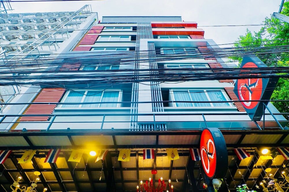 Фото The Konnect Hotel