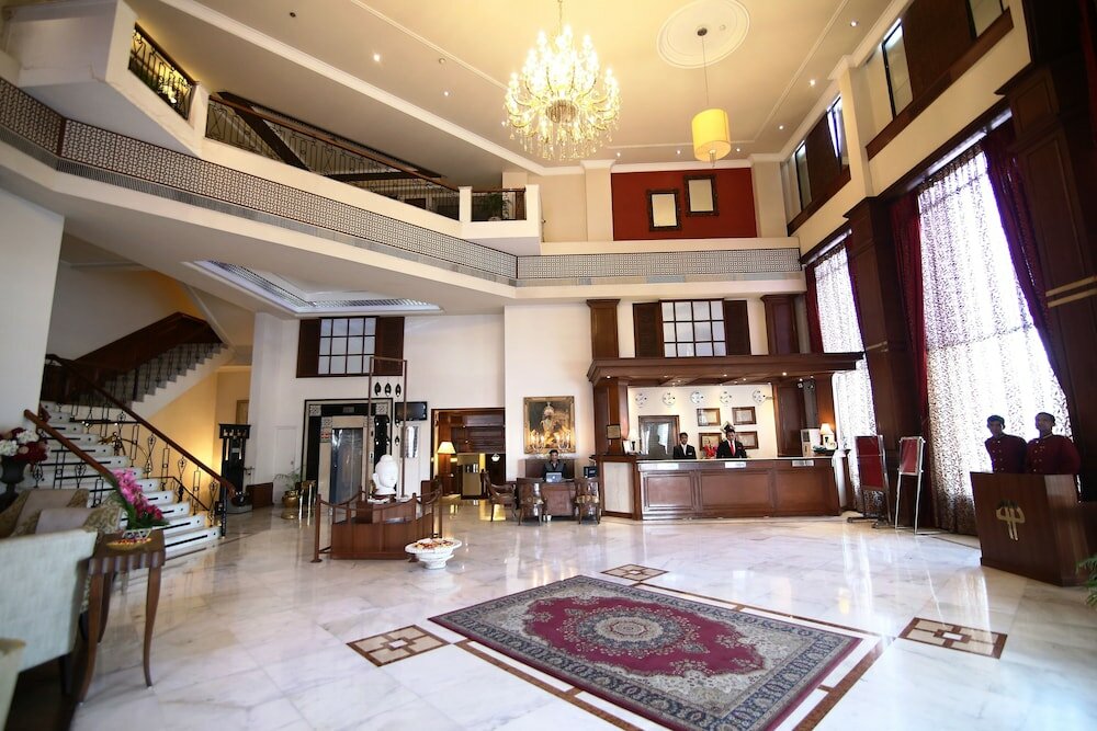 Фото Hotel President