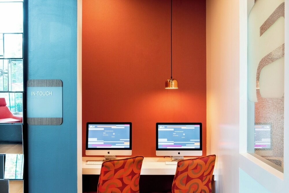 Фото Aloft New York LaGuardia Airport