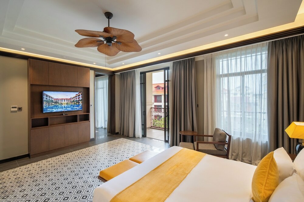 Фото Senna Hue Hotel