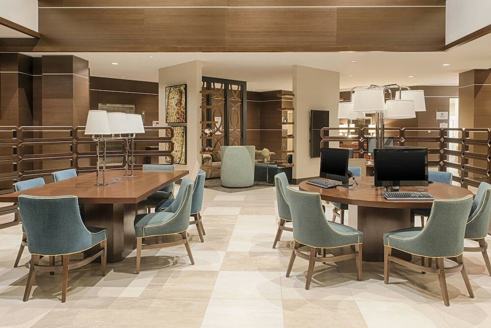 Фото Sheraton Mesa Hotel at Wrigleyville West