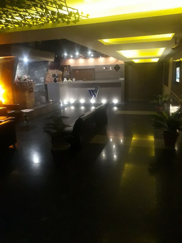 Фото Hotel Waterfall