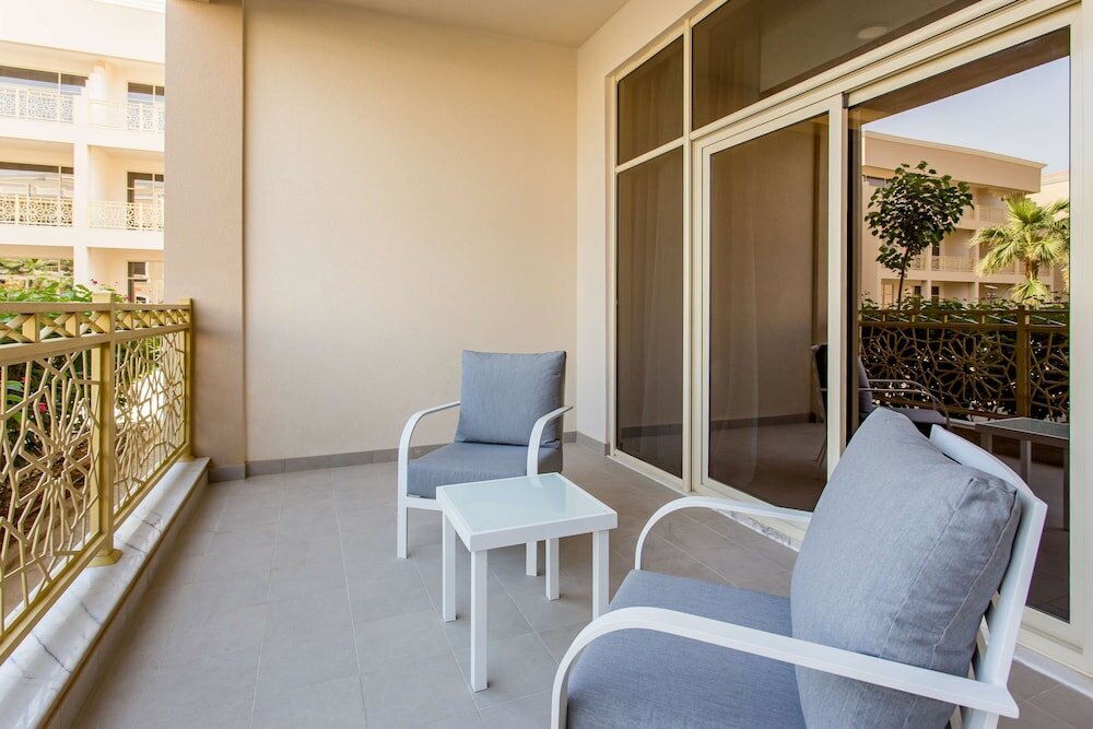 Фото Radisson Hotel Riyadh Airport