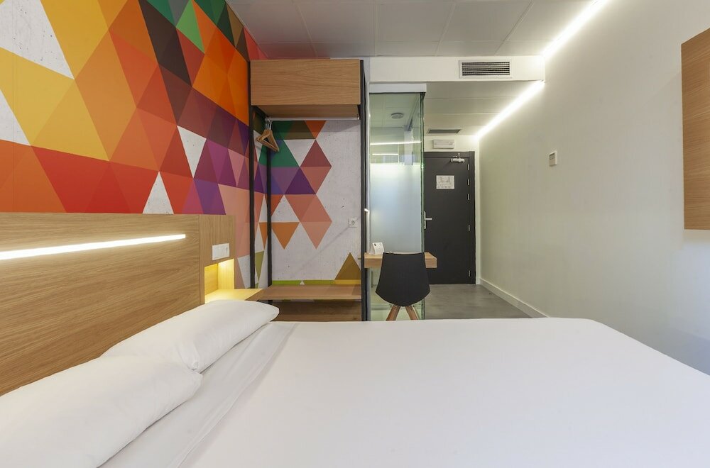 Фото Vertice Roomspace Madrid