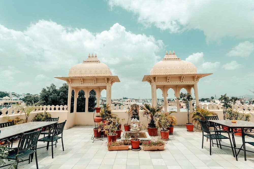 Фото Hotel Boheda Palace