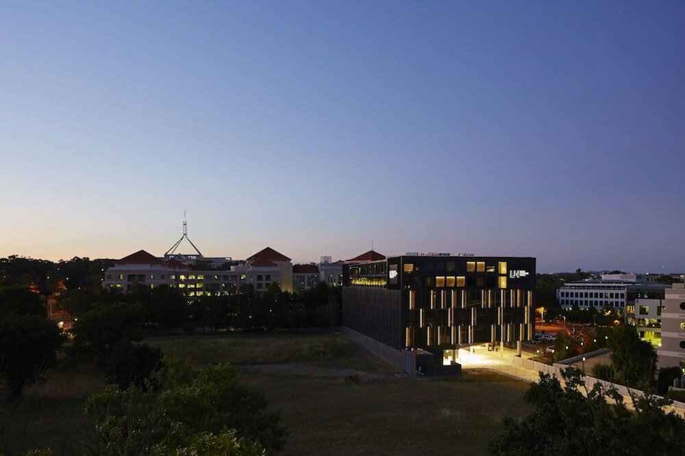 Фото Little National Hotel Canberra