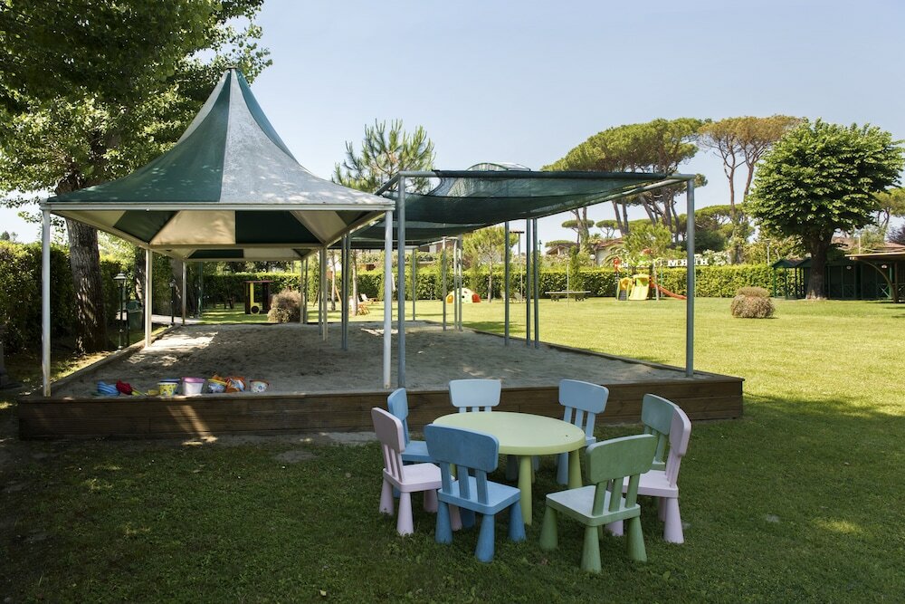 Фото Hermitage Hotel & Resort