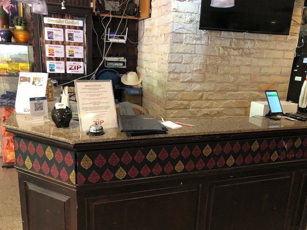 Фото Zip Lounge & Apartments