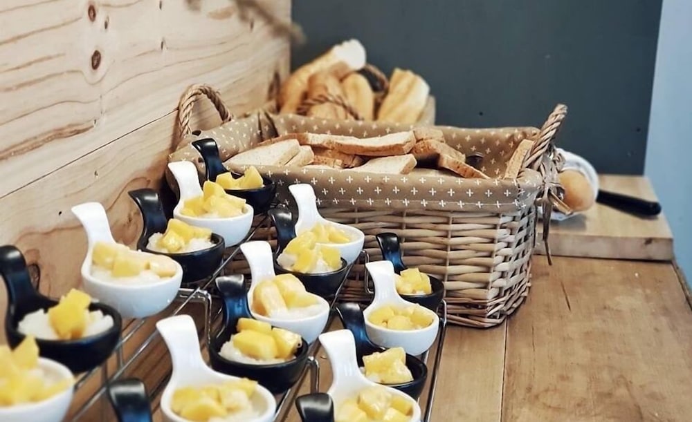 Фото Shane Hotel Chiangmai