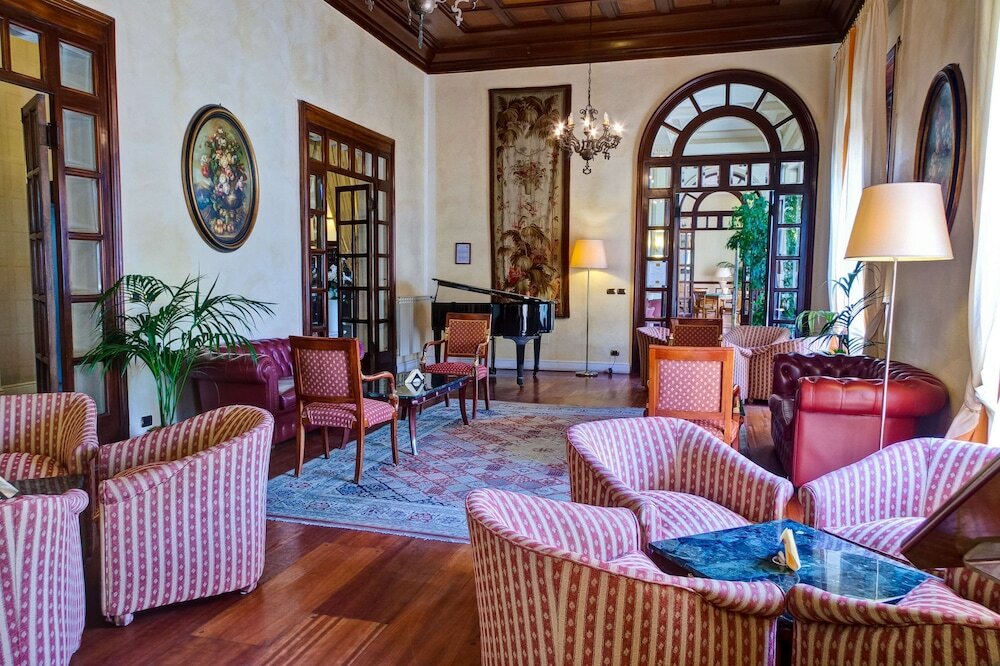 Фото Grand Hotel Royal