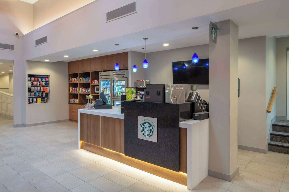 Фото Collegian Hotel & Suites Trademark Collection by Wyndham