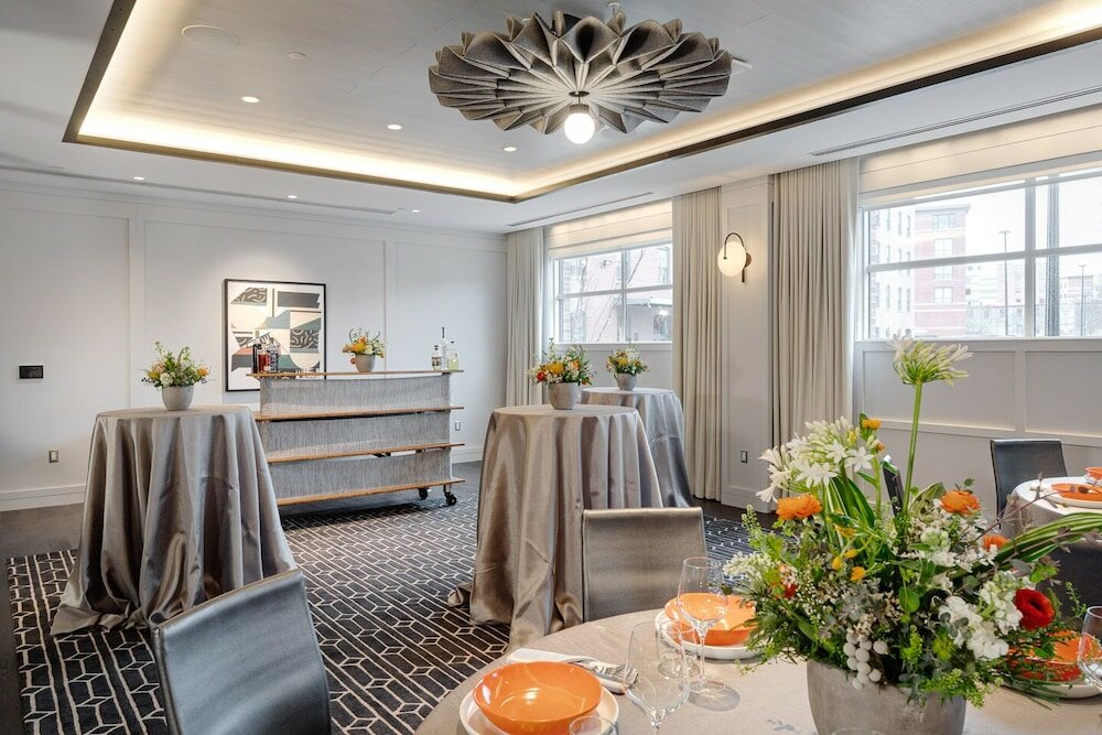 Фото Canopy by Hilton Portland Waterfront