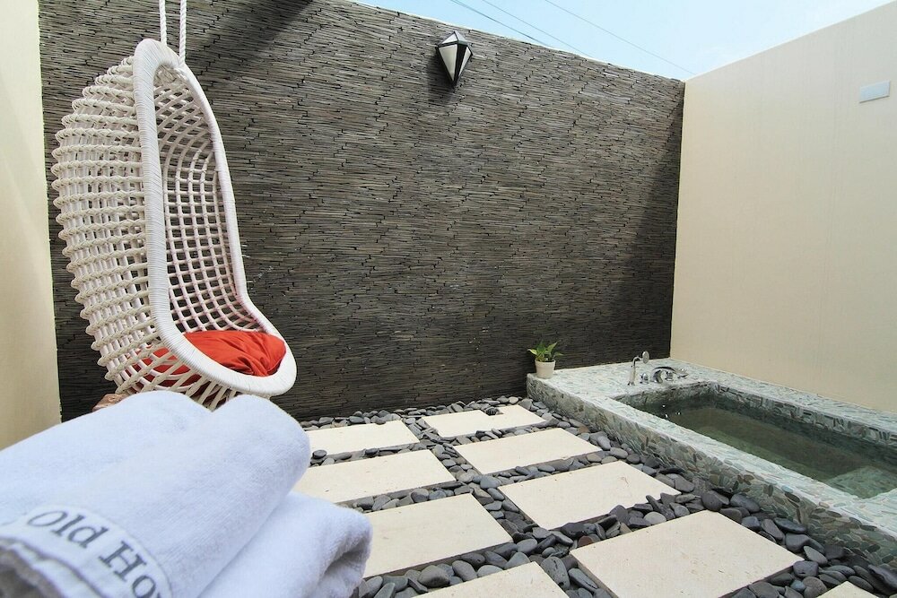 Фото WestOldHouse