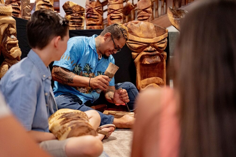 Фото Outrigger Waikiki Beach Resort