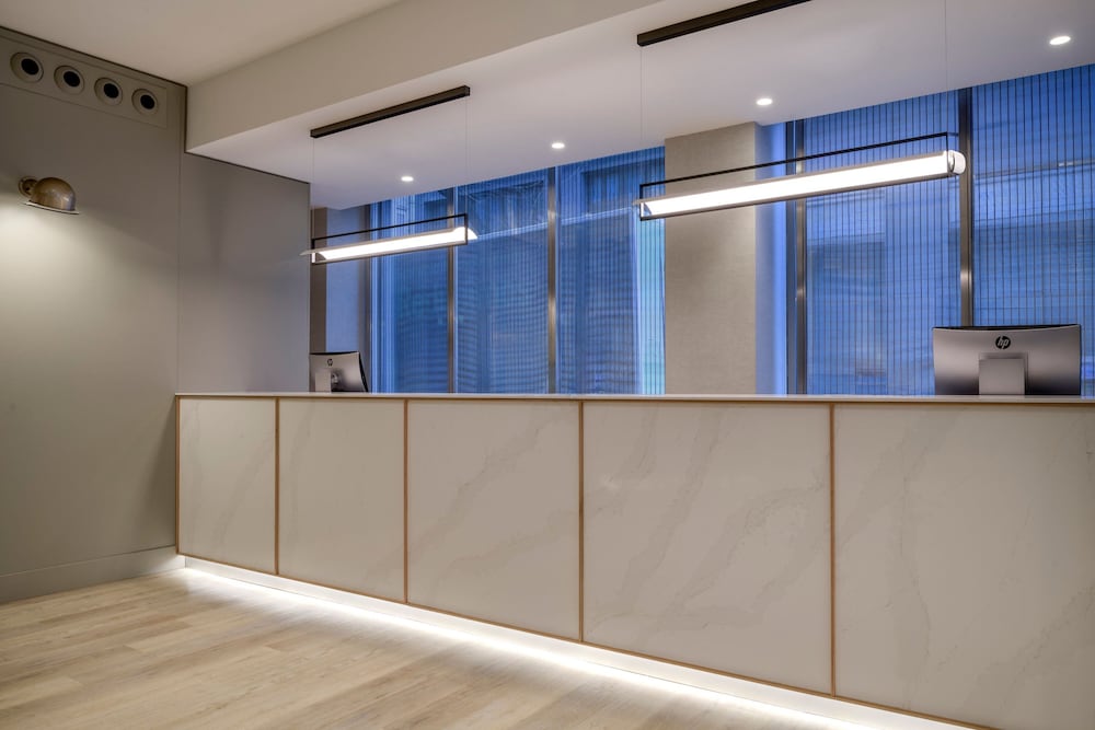 Фото AC Hotel Carlton Madrid