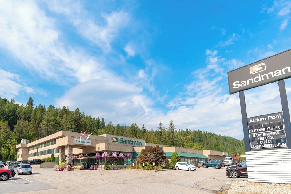 Фото Sandman Hotel Castlegar