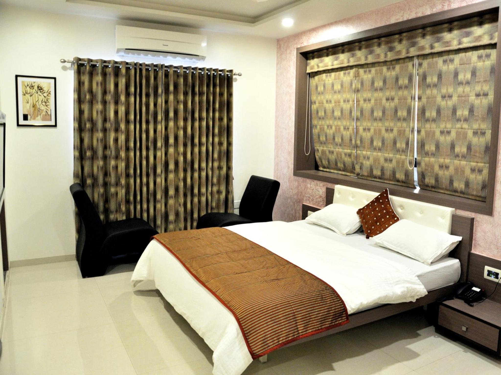 Фото Hotel Jyoti