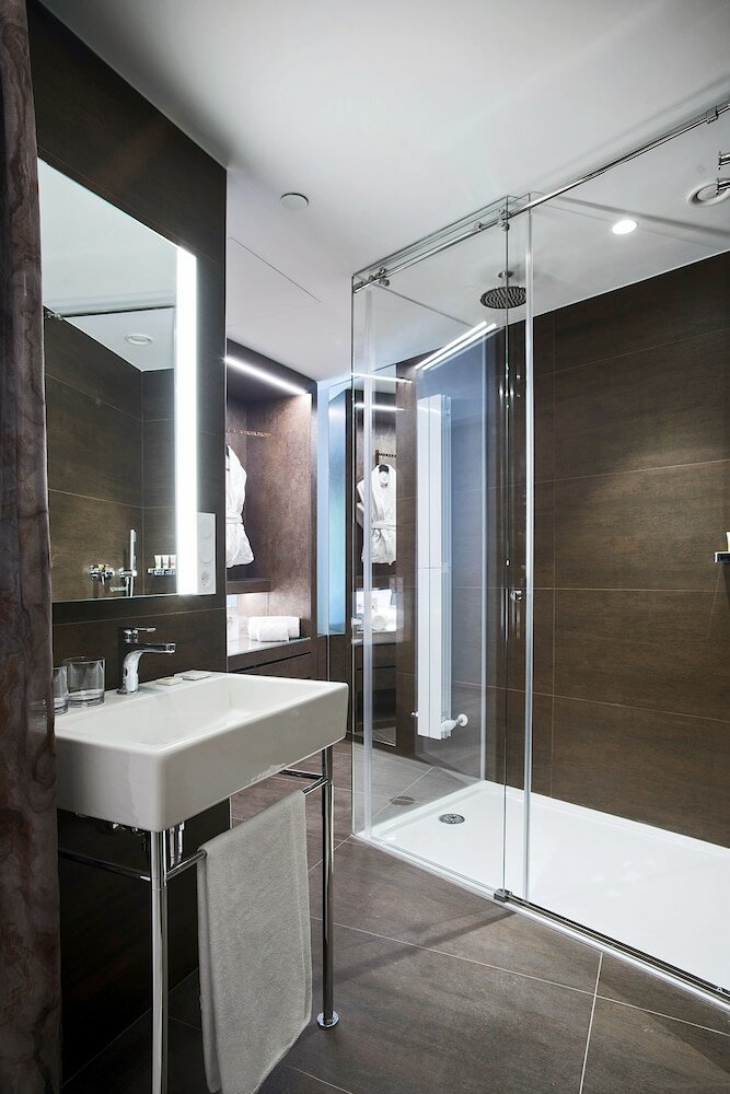 Фото Отель Axel San Sebastián - Adults Only